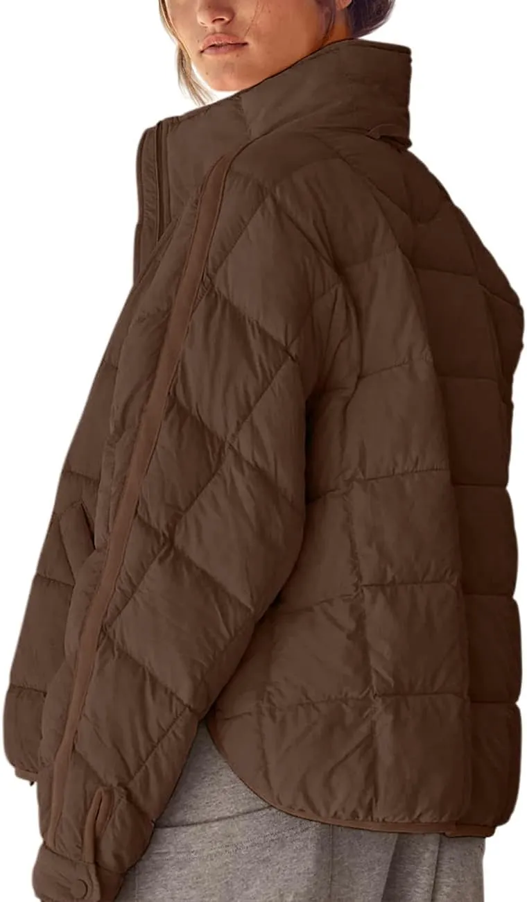 Aiopr Women's Oversized Lightweight Down Coat Long Sleeve Zip Packable Short Puffer Jackets
