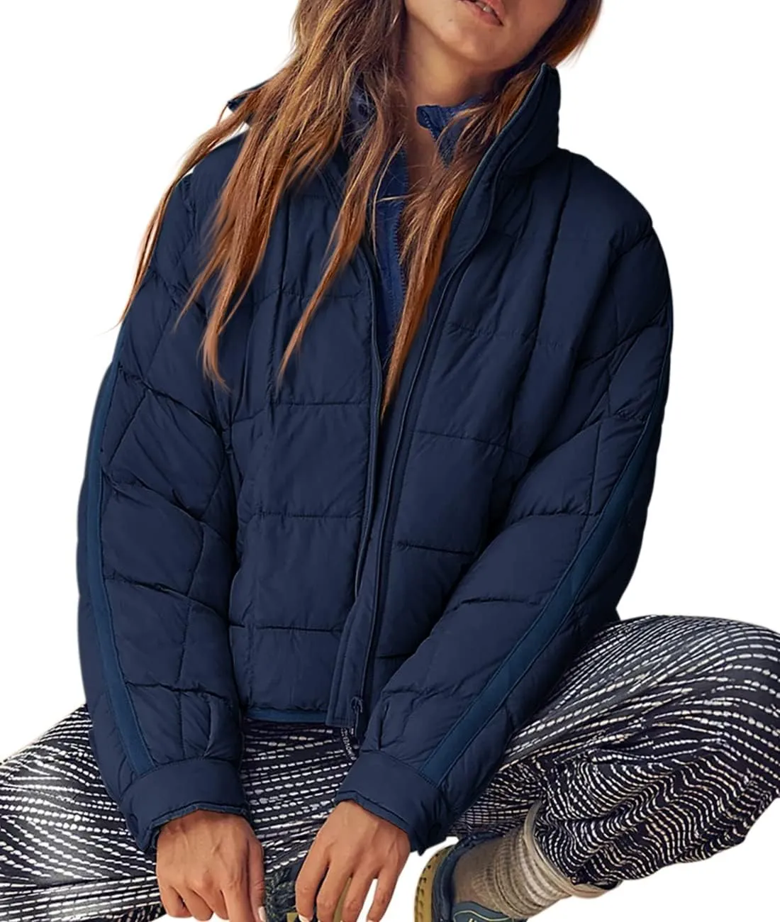 Aiopr Women's Oversized Lightweight Down Coat Long Sleeve Zip Packable Short Puffer Jackets