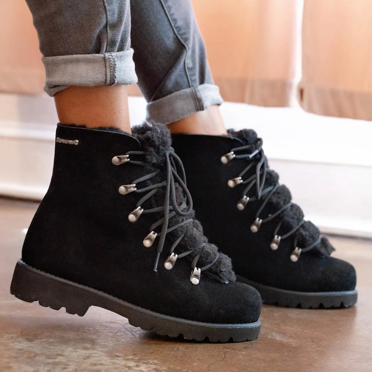 BEARPAW Women's Alisa Classic Suede Boot | Lightweight Lace-Up Boot
