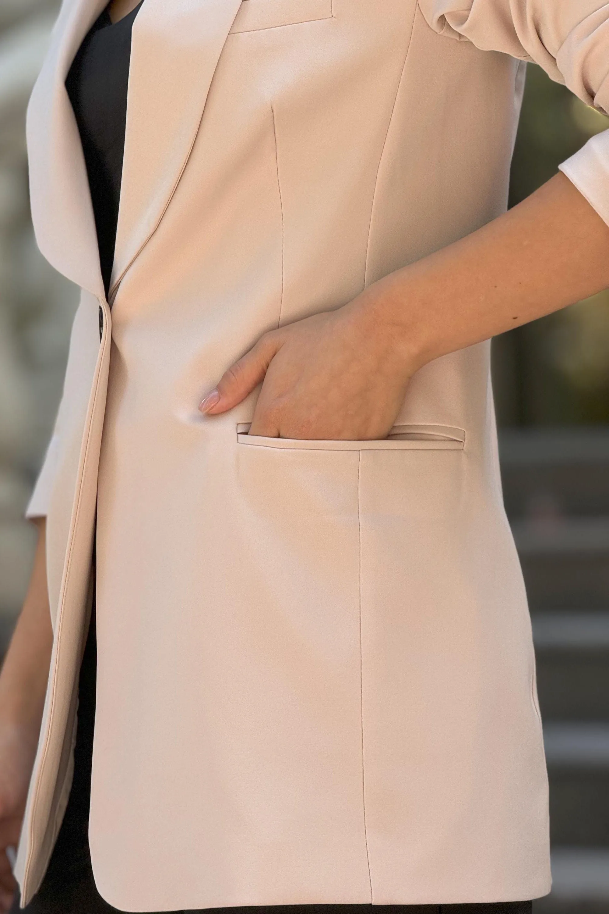 Beige Business Casual Shawl Lapel Fashion Women's Blazer