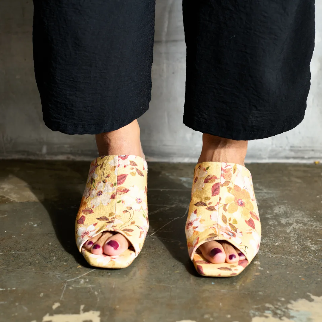 Debbie - Yellow floral