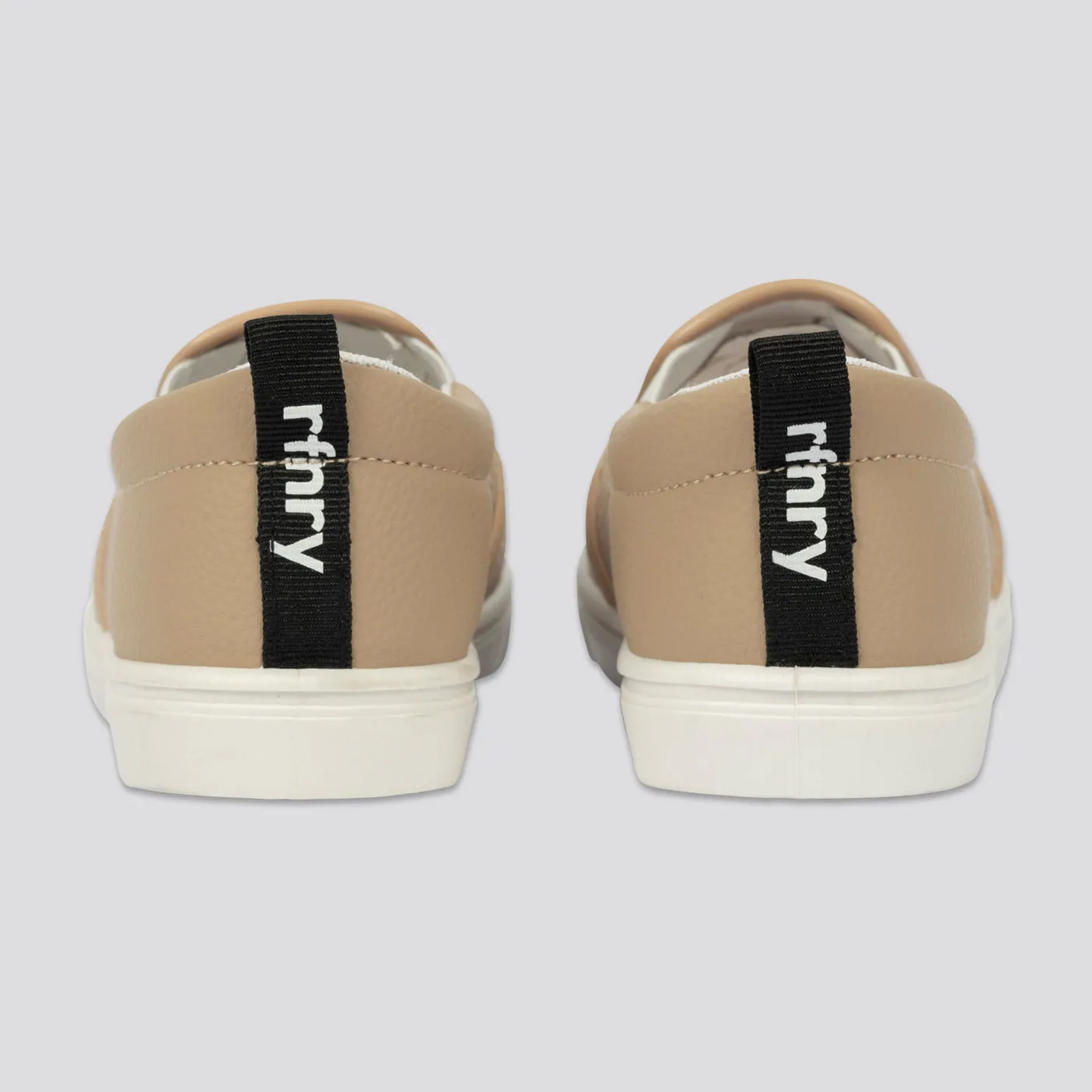Girls Pebble Slip-On _ 161486 _ Biscuit