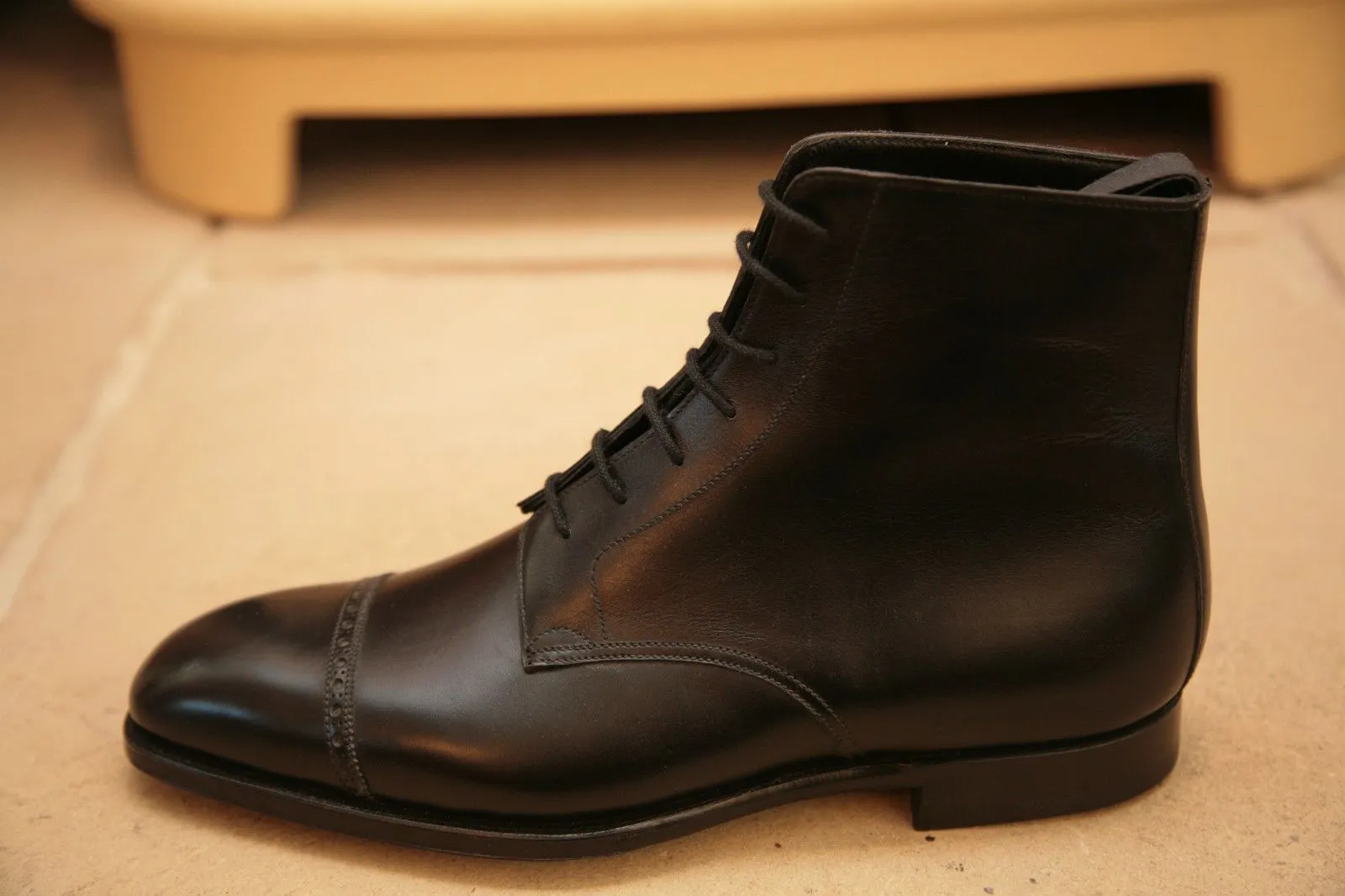Handmade Oxford Dress Boots for Men in Black Leather