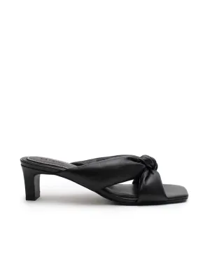 La Tribe Knot Mule in Black