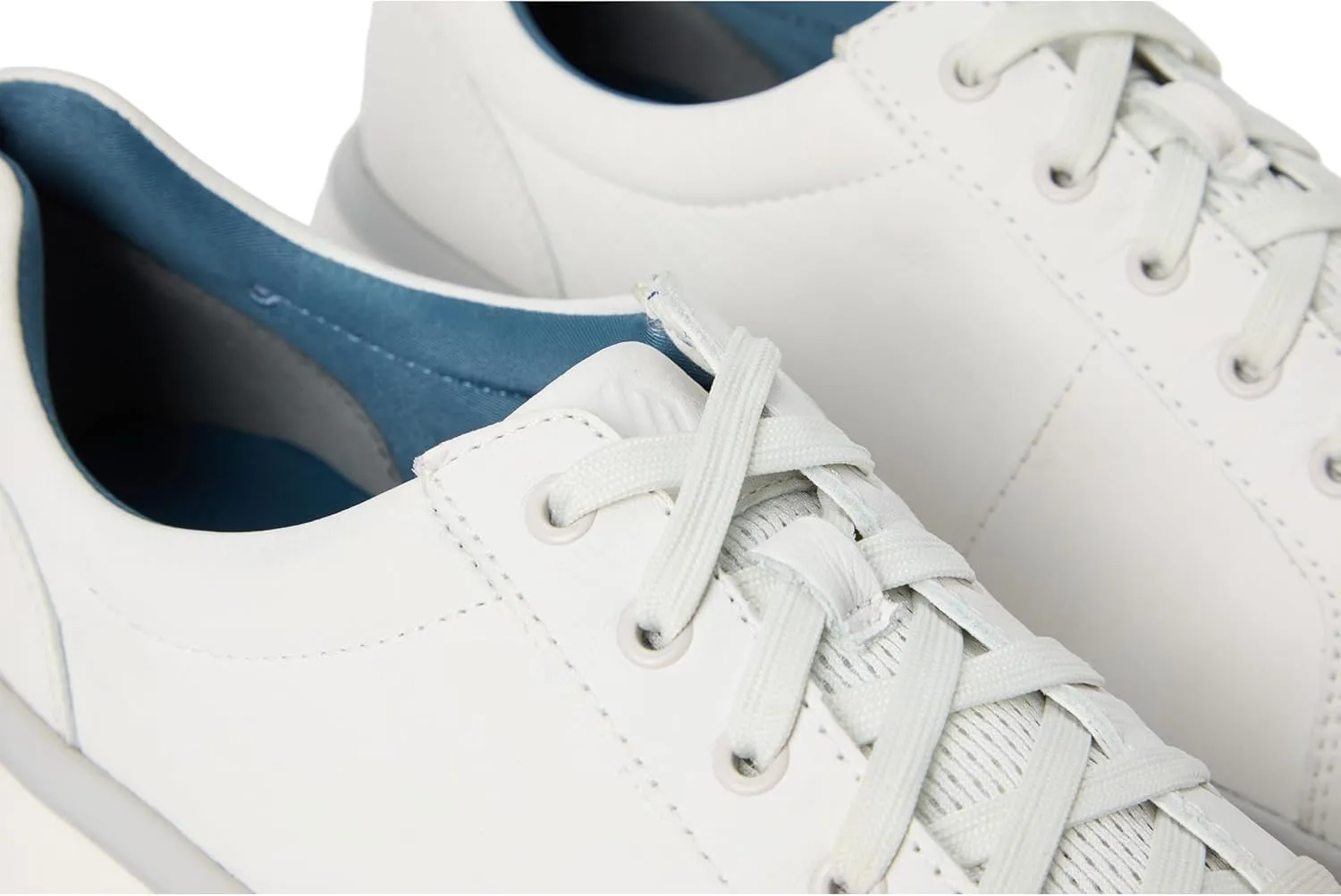 Men's Calm Lace-to-Toe Sneaker
