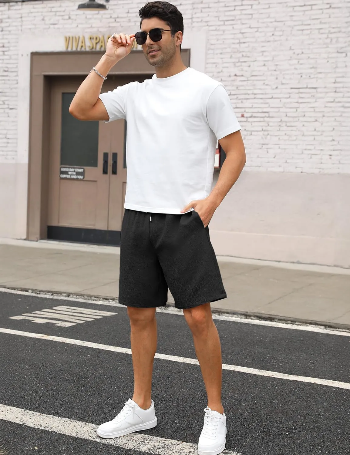 Men's Shorts Casual Summer Drawstring Elastic Waist Lightweight Textured Beach Vacation Shorts with Pockets