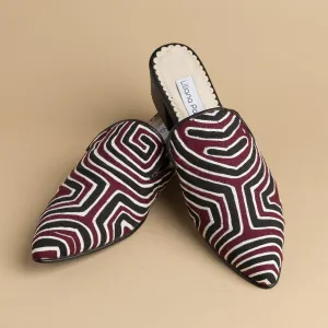 Mola Mule | Black Wine & White