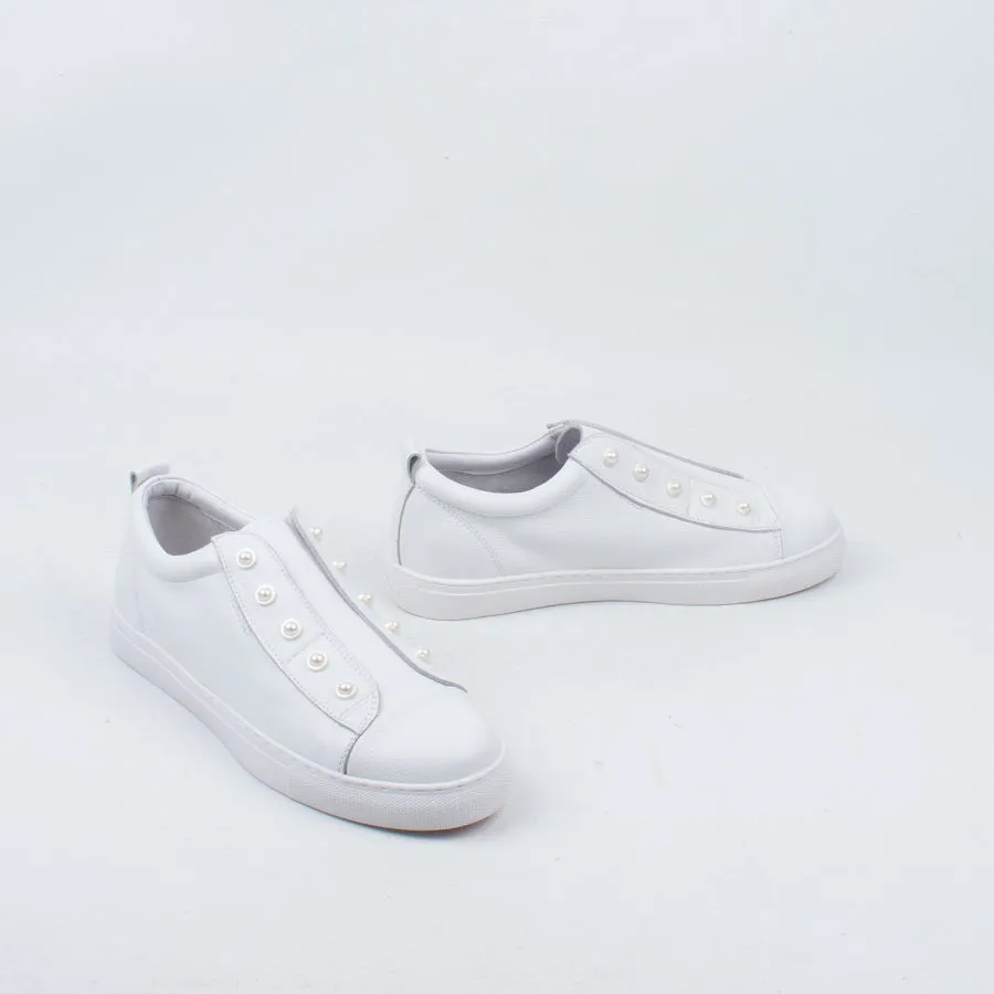 Pearla Pearl Sneaker