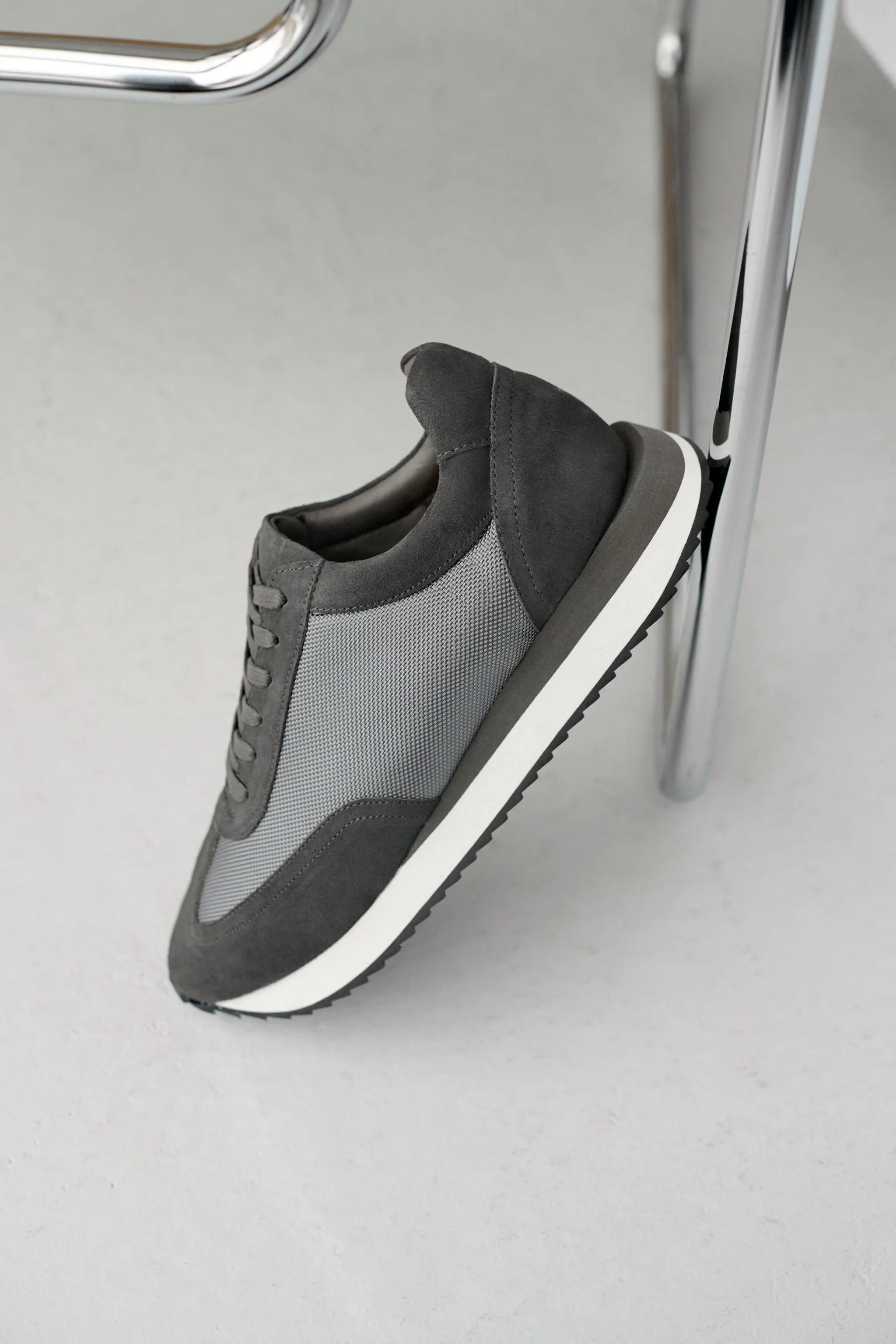 Richard Sneaker // Grey Suede