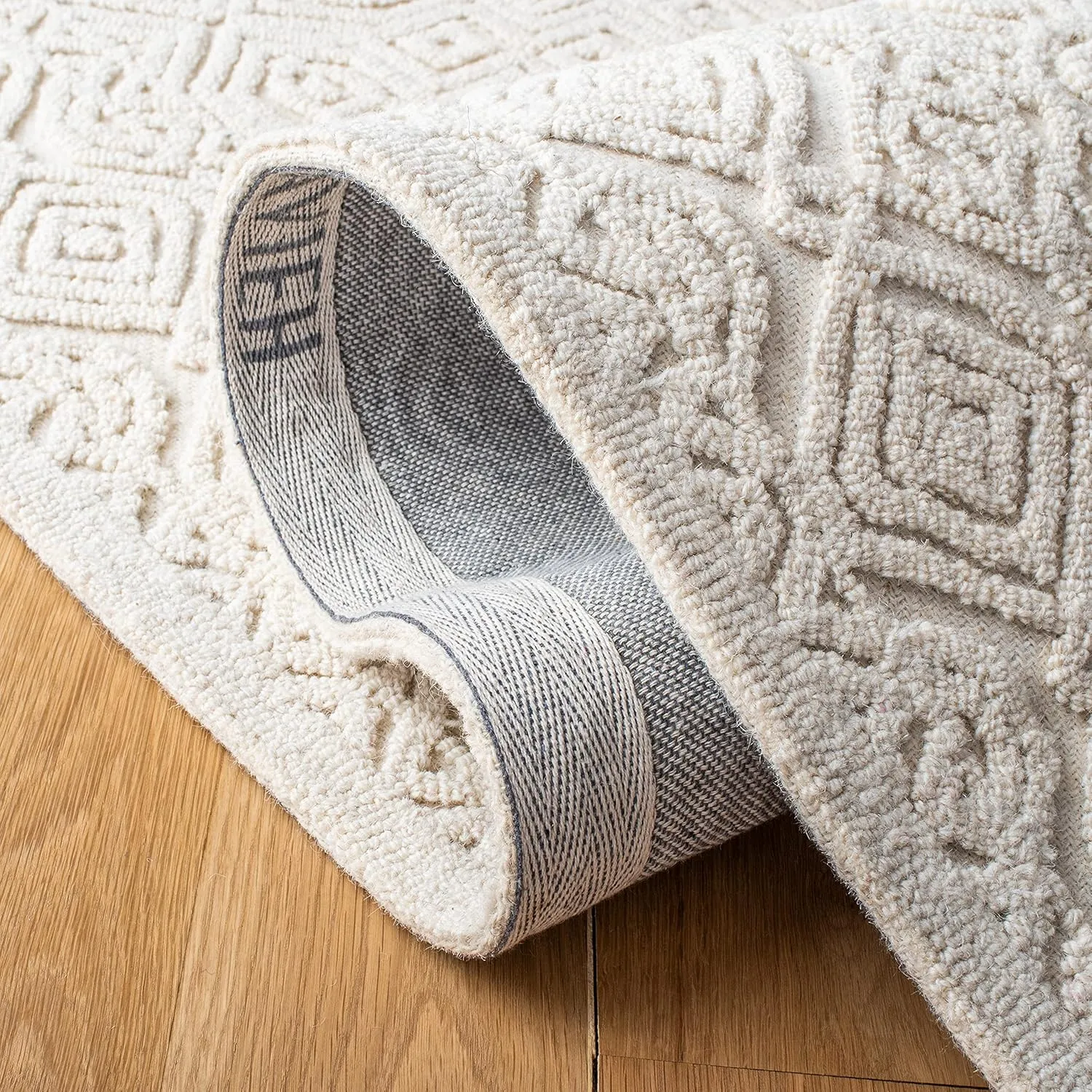 Safavieh Transitional