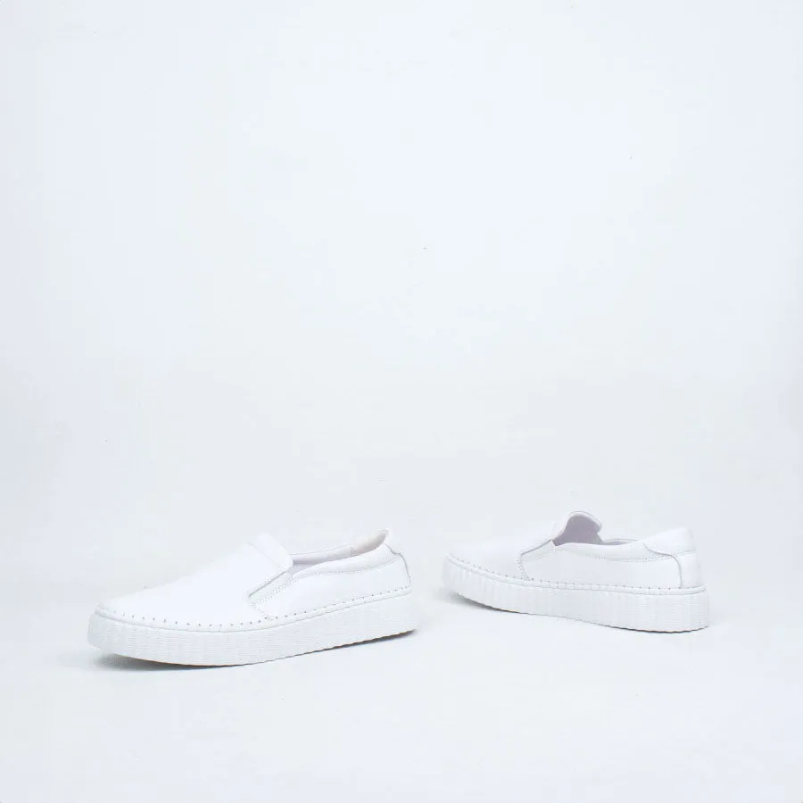 Samba Slip On
