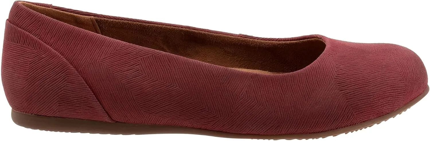 SoftWalk Women's Sonoma Mary Jane Flat