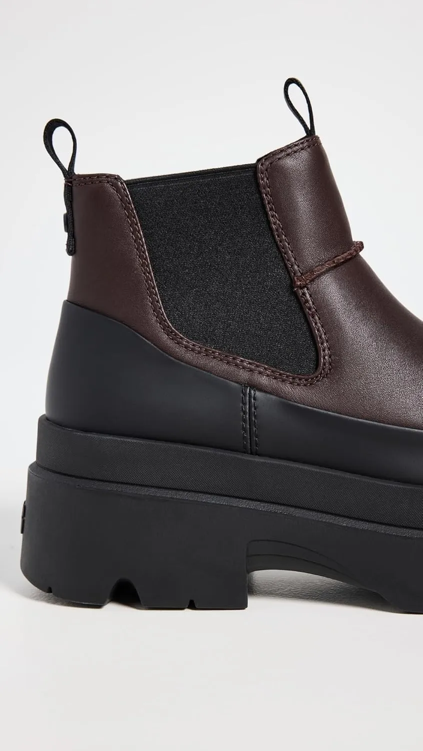 UGG Women's Brisbane Chelsea Boot