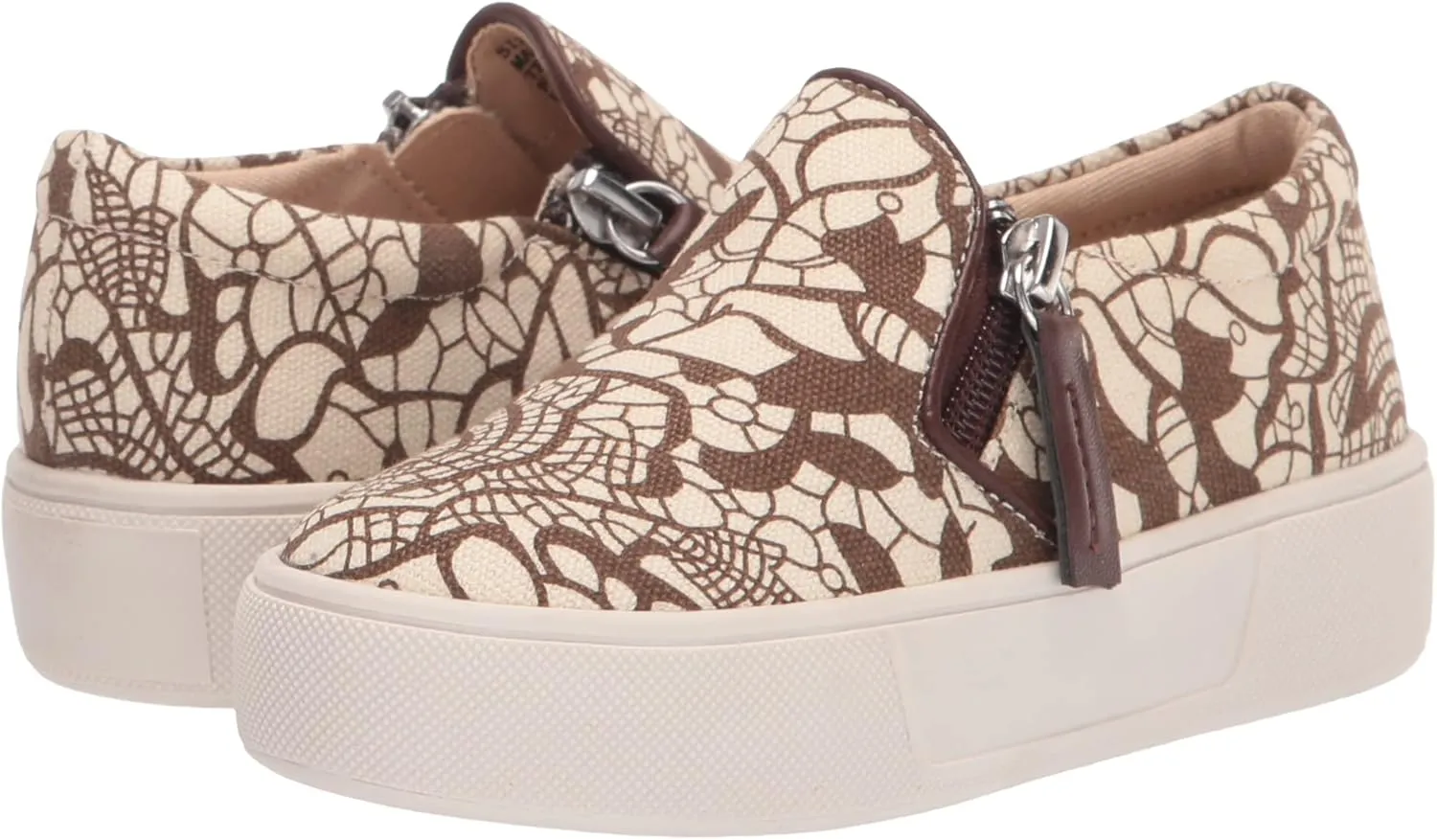 VOLATILE Girl's Chorus Sneaker