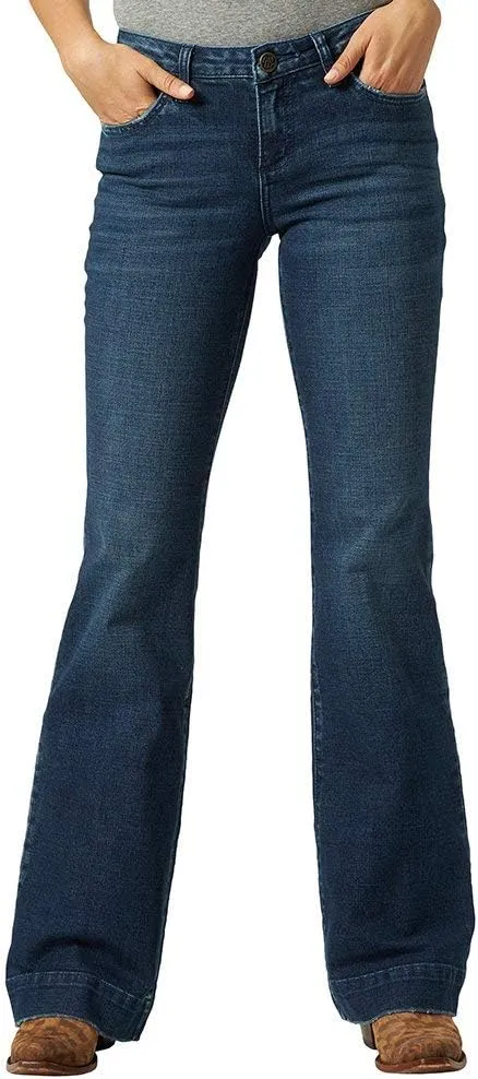 Wrangler Women's Retro Mae Mid Rise Stretch Boot Cut Jean