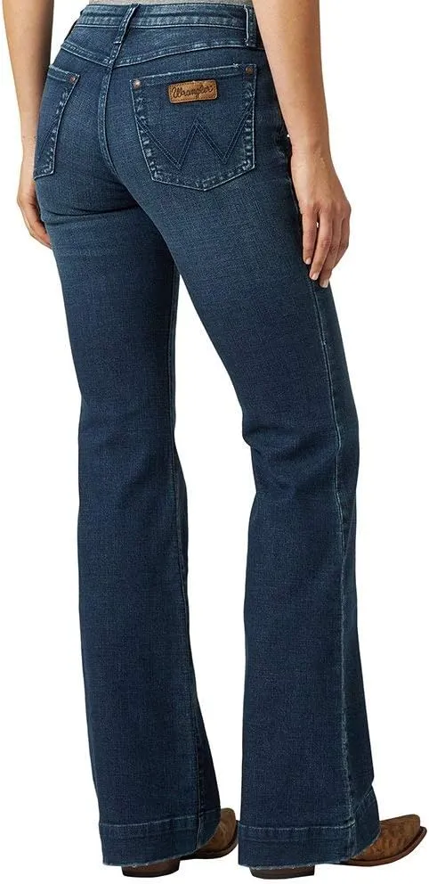 Wrangler Women's Retro Mae Mid Rise Stretch Boot Cut Jean